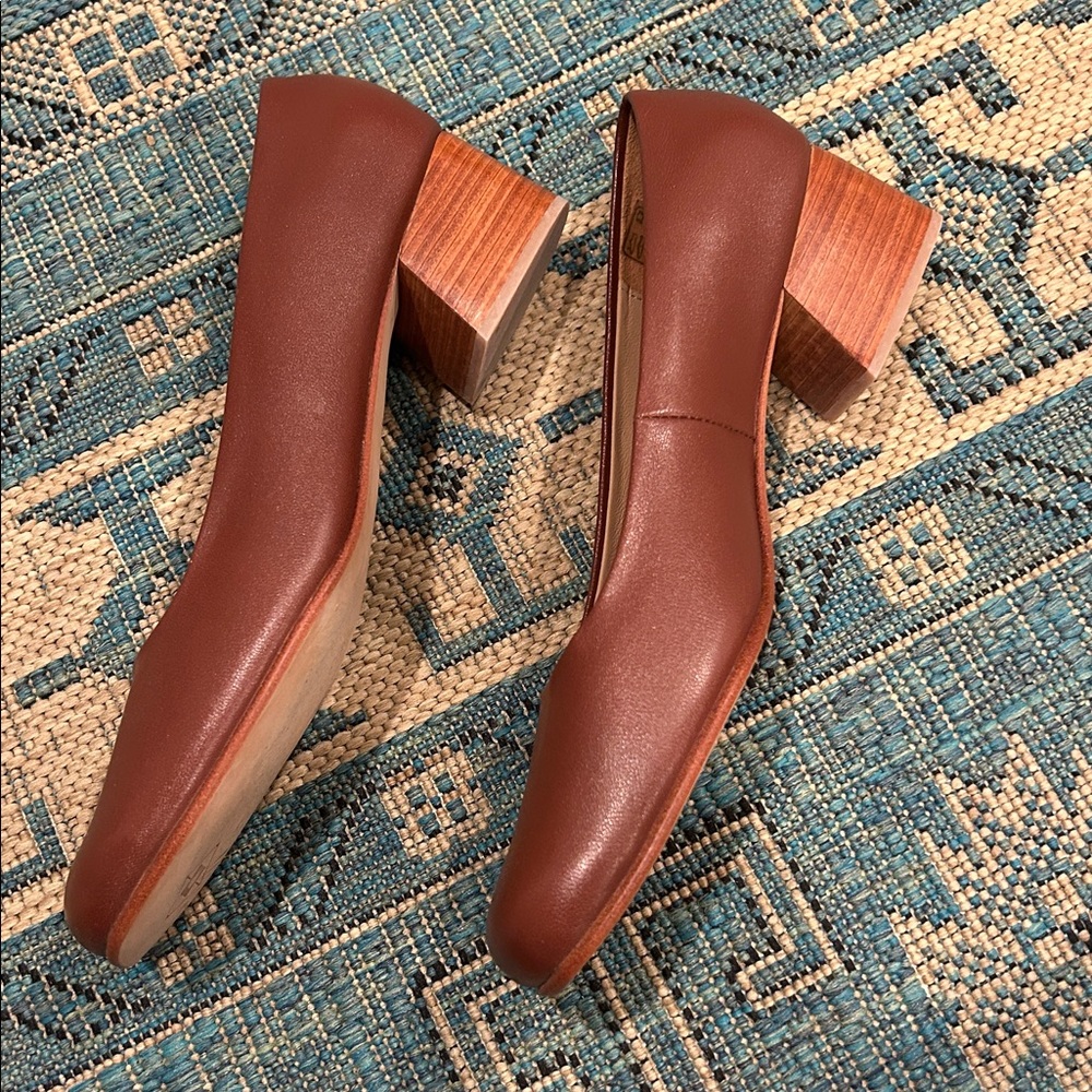 NWOT Huma Blanco Luisa Leather Mid Heel Pump 9.5/40 - Picture 9 of 11